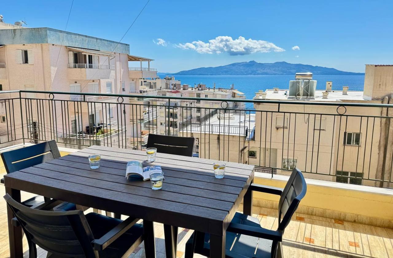 Colorful Sea View Apartment Sarandë Buitenkant foto