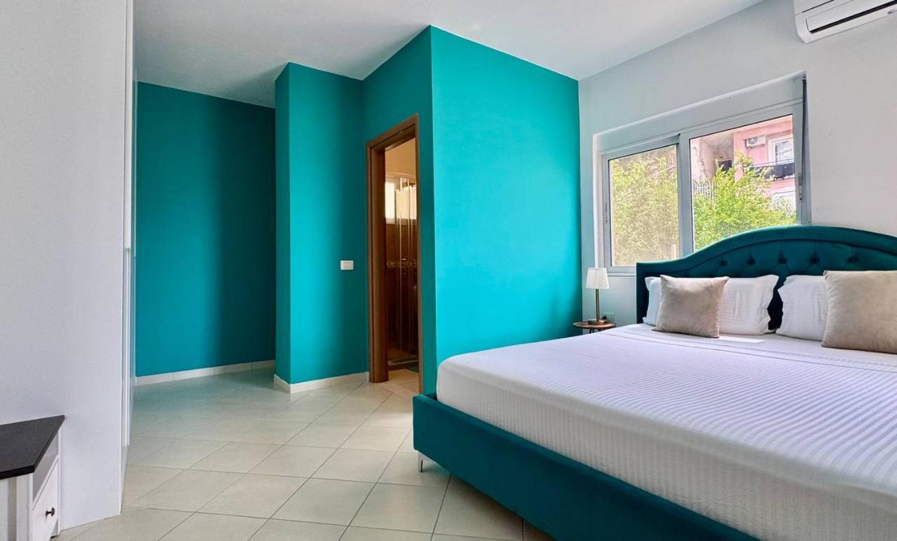 Colorful Sea View Apartment Sarandë Buitenkant foto