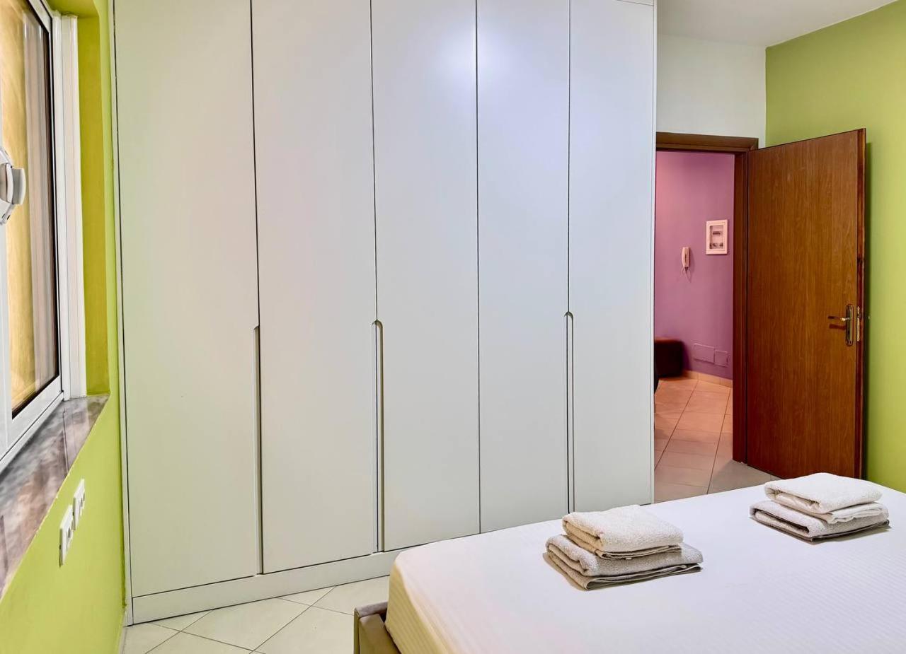 Colorful Sea View Apartment Sarandë Buitenkant foto